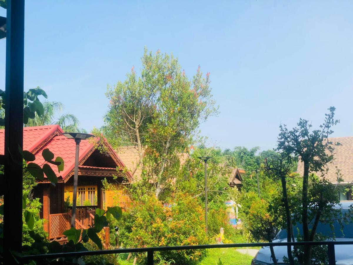 Kob Suk Resort K7 , K10 Sichon Luaran gambar